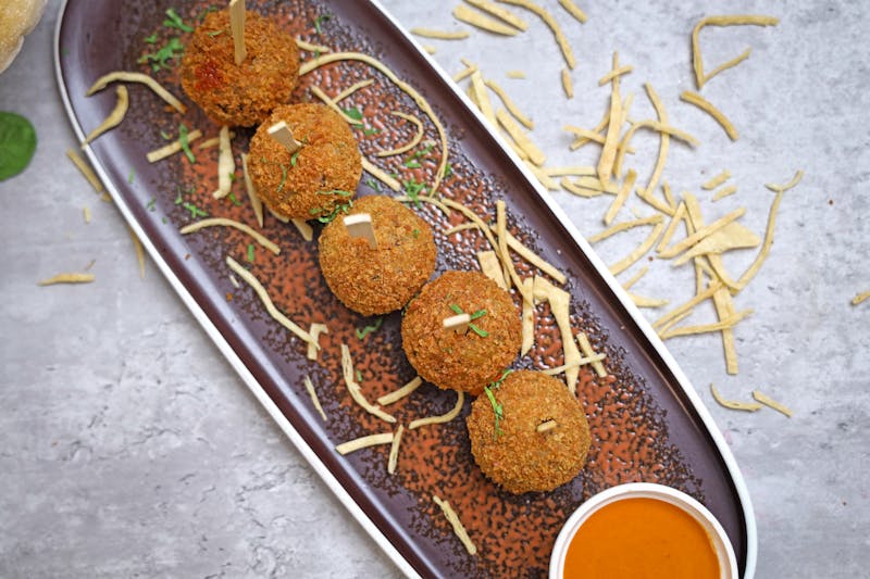 Crispy arancini with truffle aioli